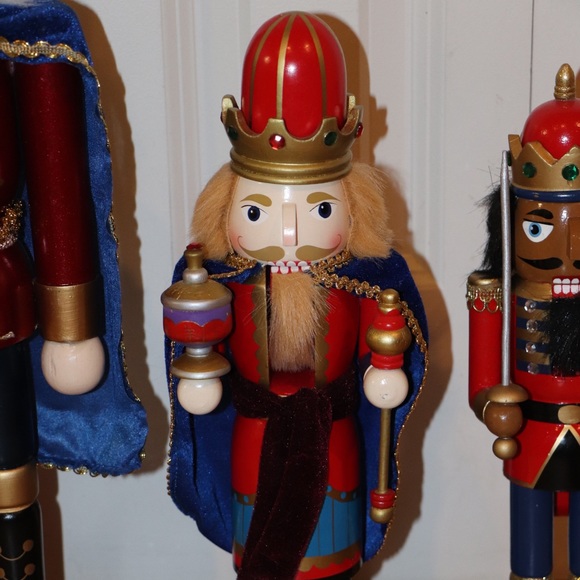 Nutcrackers - Picture 5 of 6